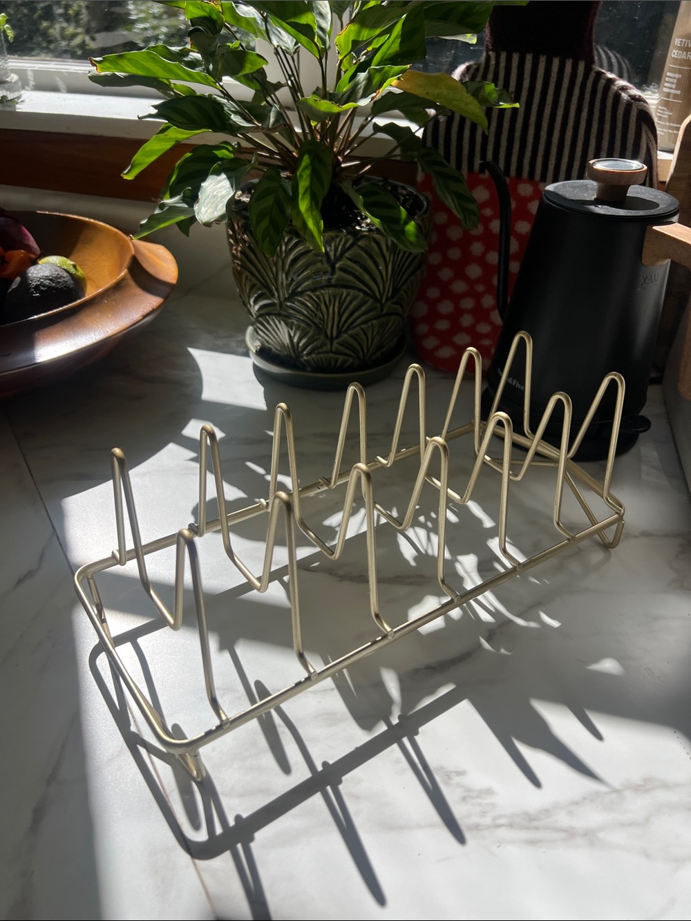 Gold Wire Dish Rack Organizer - Kitchen Plate & Lid Holder